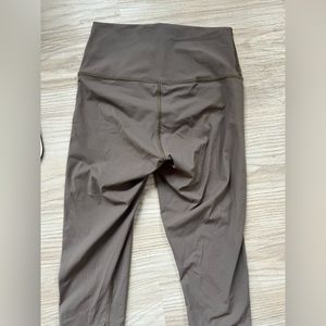 Everlane cropped leggings